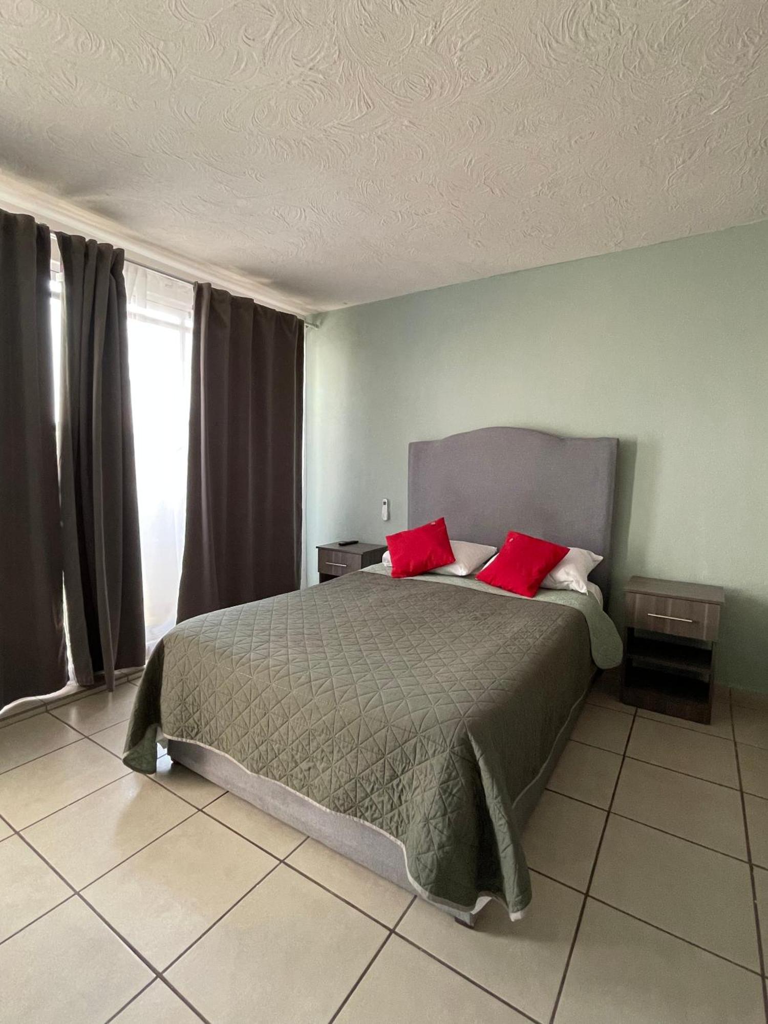 2 Venator House Boutique Appartement León Buitenkant foto
